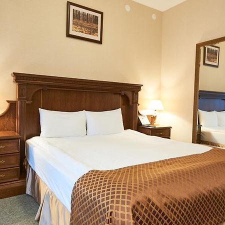 Victoria Hotel Na Zamkovoy Mińsk Zewnętrze zdjęcie