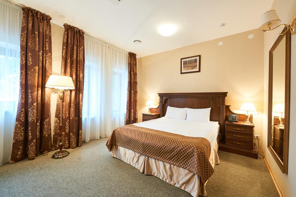 Victoria Hotel Na Zamkovoy Mińsk Zewnętrze zdjęcie